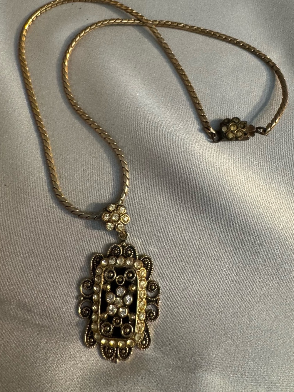 Vintage Rhinestone Pendant Necklace Black Enamel Floral Filigree 14”